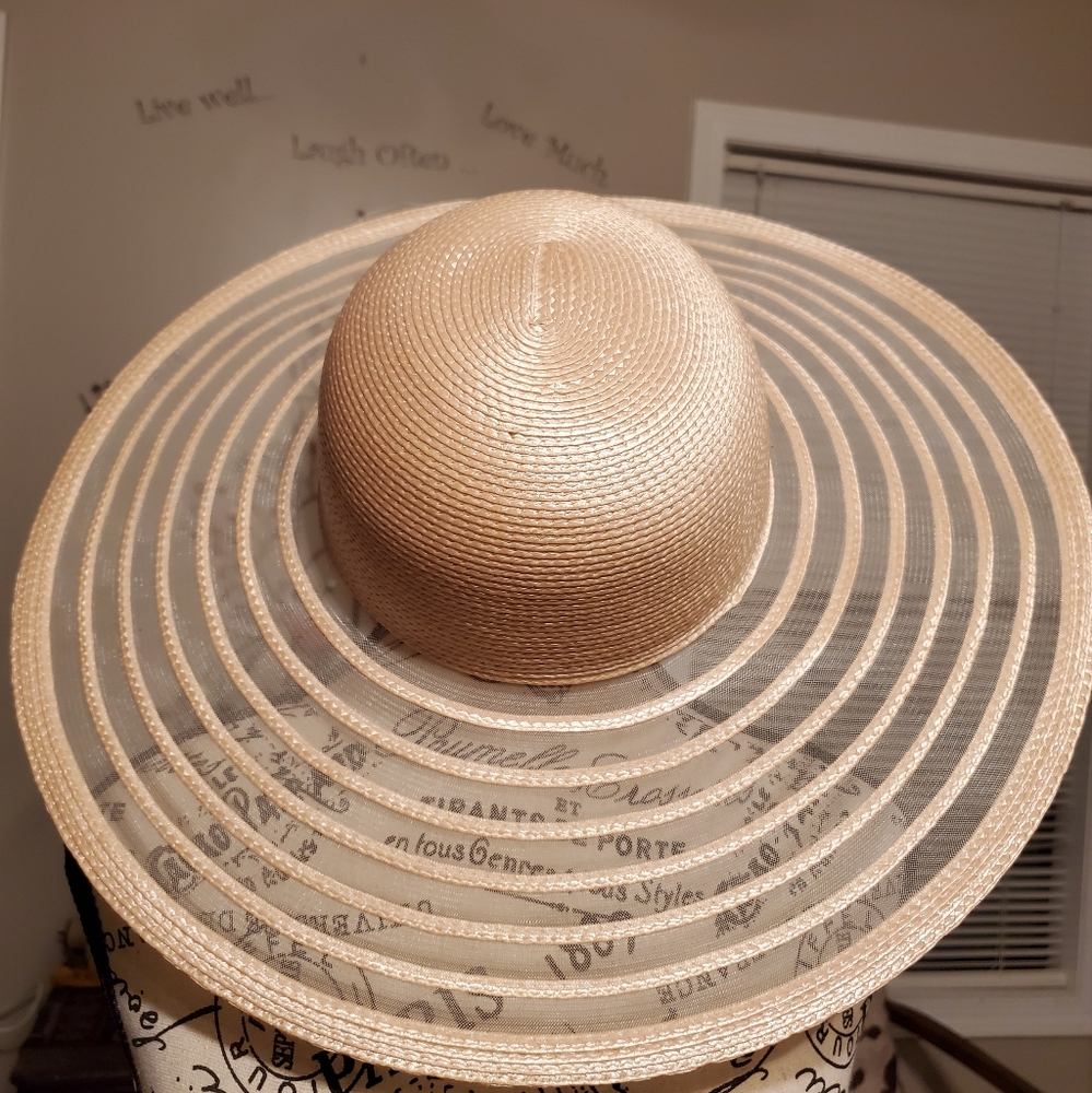 Summer hat - Picture 2 of 2